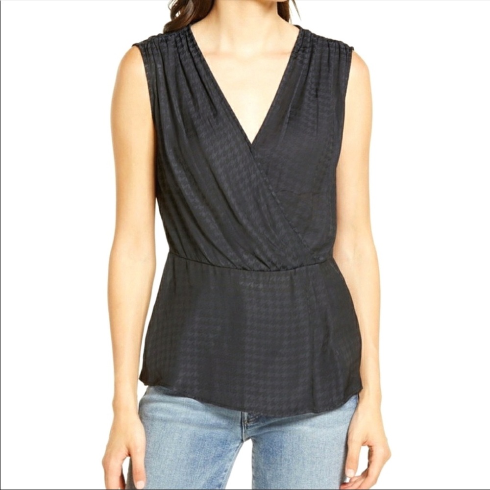 Chelsea28 Houndstooth Satin Drape Top Medium in Black 🆕